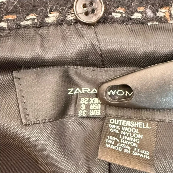 VINTAGE ZARA WOOL BLEND BLAZER DETACHABLE FAUX FUR - Picture 11 of 15